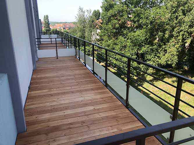 Stahlbalkon