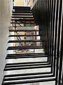 Stahltreppe mit Tragkonstruktion aus Stahlprofilen