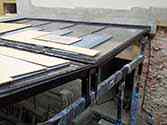 Glasdach mit Doppelverglasung aus klarem Sicherheitsglas montiert auf Stahlkonstruktion